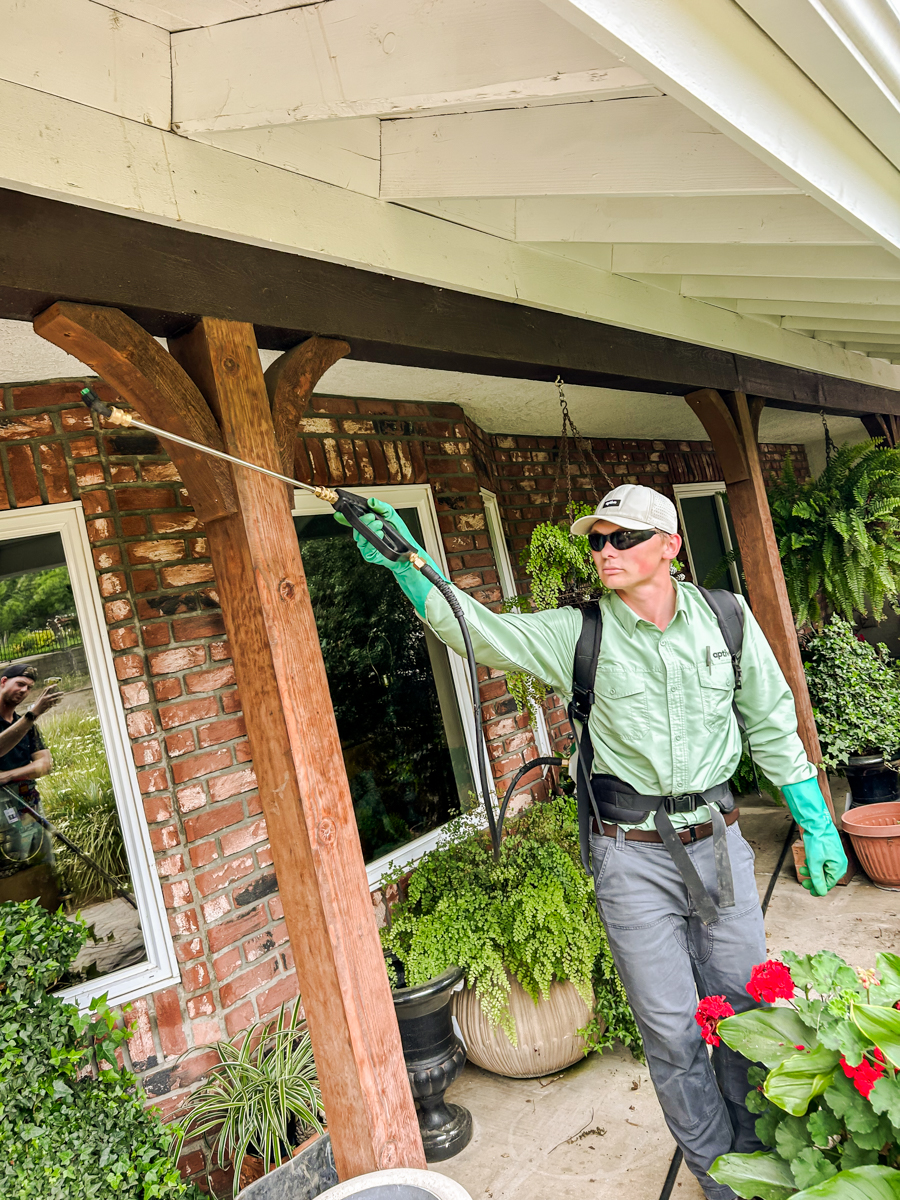 Contact Aptive Pest Control Inland Empire